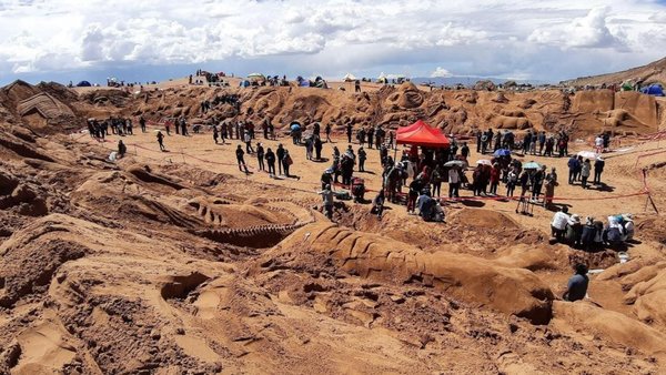 Esculturas en arena recrean un pasaje de la Biblia en Bolivia - Internacionales - ABC Color