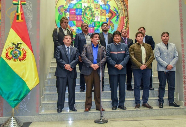 Bolivia espera “importantes anuncios” sobre Mundial 2030 en reunión de Evo Morales y Macri | .::Agencia IP::.
