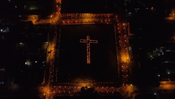 “Camino de las luces” atrajo miles de feligreses en Concepción