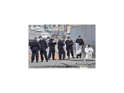 Matan a tiros a periodista tras disturbios en Irlanda