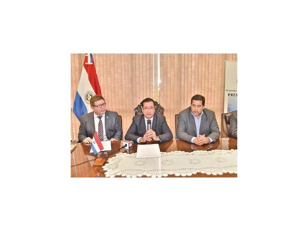 Cuevas sigue impune tanto en la Cámara Baja como en Fiscalía