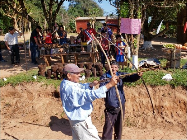 Celebran Día del Indio Americano con feria de productos agrícolas y artesanales | Paraguay en Noticias 