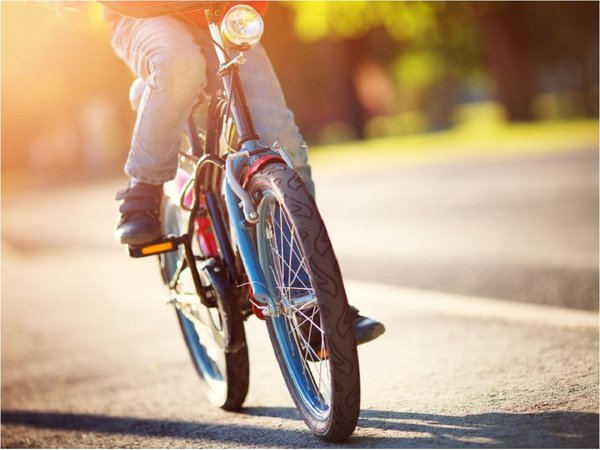 Andar en bicicleta, un ejercicio antiestrés que fortalece el cuerpo | Paraguay en Noticias 