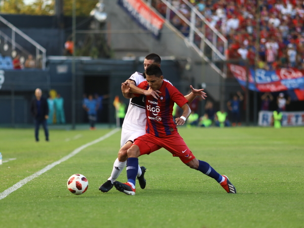 Cerro mantiene una leve ventaja sobre Olimpia