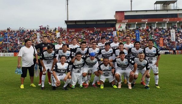 Olimpia triunfa en los penales y se lleva el Miniclásico - Digital Misiones