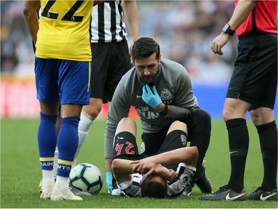Miguel Almirón se fue llorando