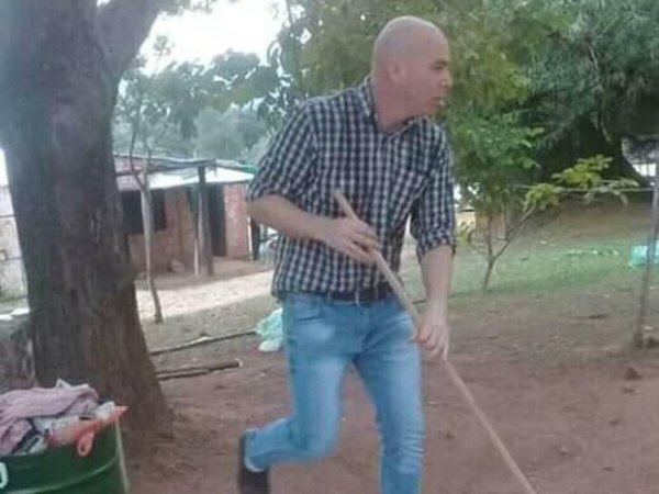 Intendente de Yaguarón juntó la basura que dejaron los visitantes el Viernes Santo