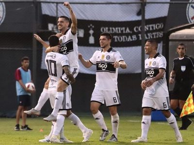 Olimpia da cátedra y camina seguro hacia el 'tri'