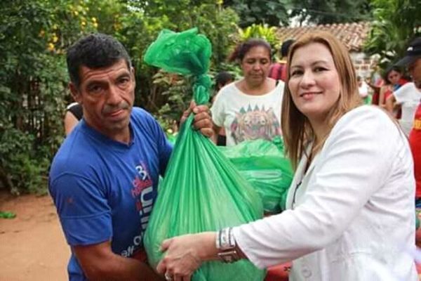 Intendente aprovecha crecida para hacer campaña | Paraguay en Noticias