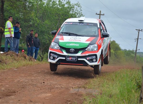 Paraguayos van a Córdoba