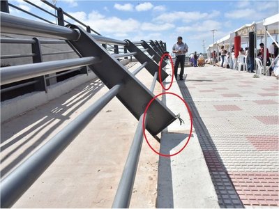 Acceso a Turista Róga,  con fallas  a solo dos meses de su inauguración