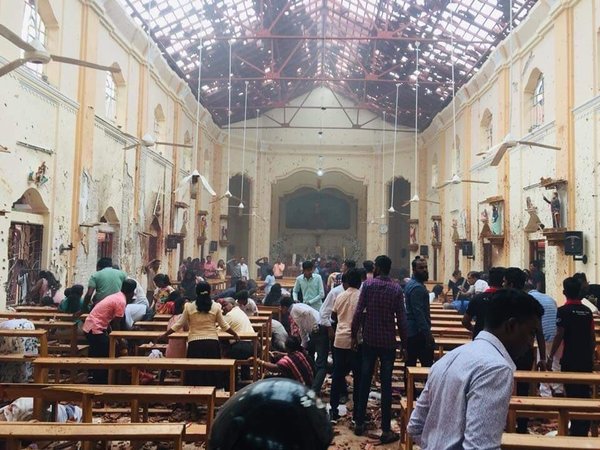 SRI LANKA: AL MENOS 207 PERSONAS MURIERON EN EXPLOSIONES EN VARIAS IGLESIAS Y HOTELES