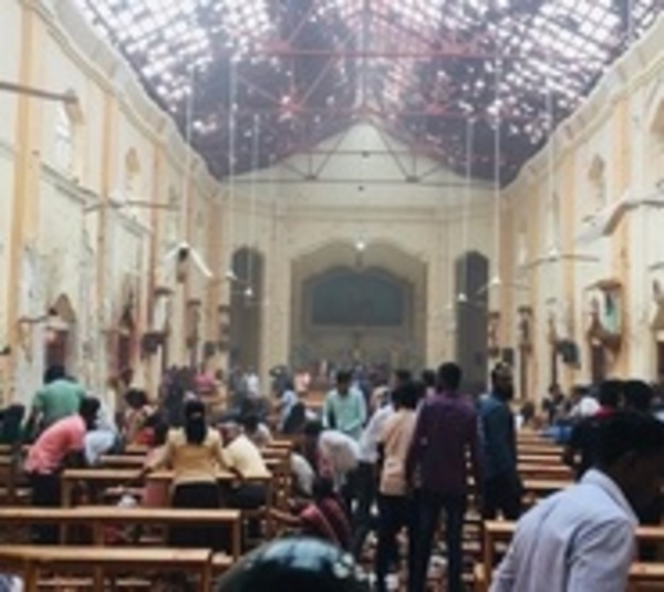 Más de 200 muertos y 450 heridos en serie de atentados en Sri Lanka  - Paraguay.com