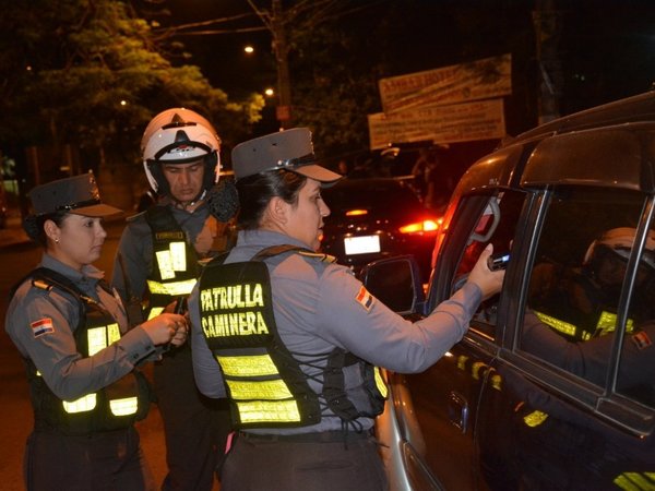 Cerca de 400 conductores ebrios fueron retenidos por la Caminera en Semana Santa