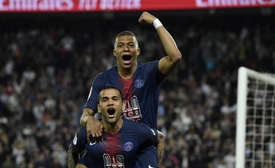 HOY / Mbappe se exhibe con el PSG campeón; Notre Dame, presente