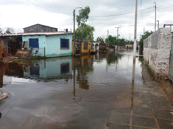 Hallan cadáver de joven en zona inundada