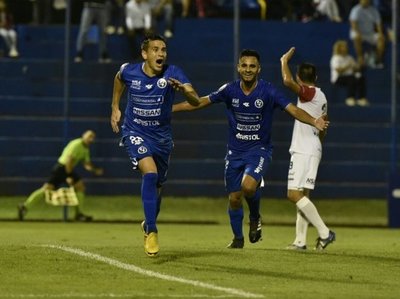 Sol gana a un deslucido Nacional - Deportes - ABC Color