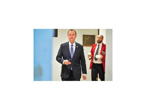 Demócratas ante el dilema de llevar a juicio a Trump