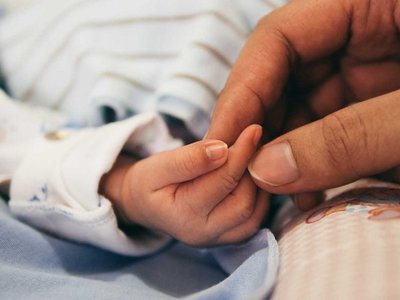 Bebé murió mientras lo trasladaban a Posadas en busca de terapia