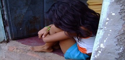 Encerró por seis horas a su novia, la golpeó y la sometió sexualmente - ADN Paraguayo
