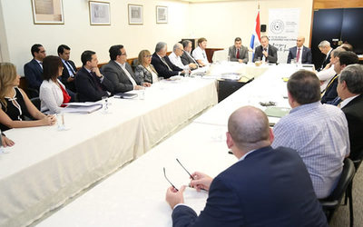 Una vez más intentarán consensuar el proyecto de la reforma tributaria - ADN Paraguayo
