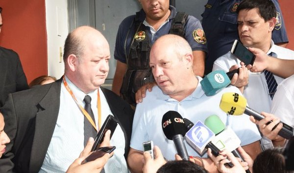 Abogado asegura que desean ocultar sobredosis con "delito de moda"