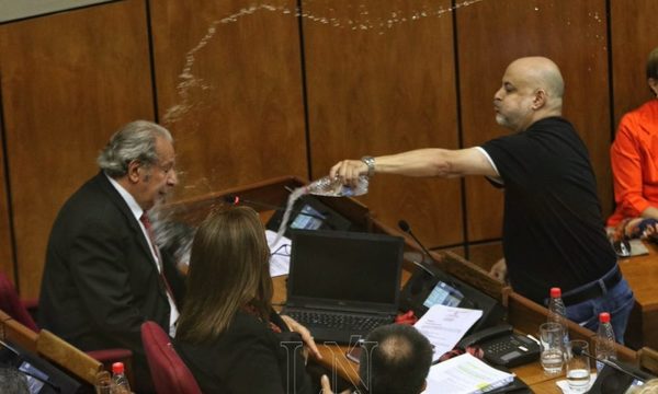 Payo Cubas acciona contra suspensión