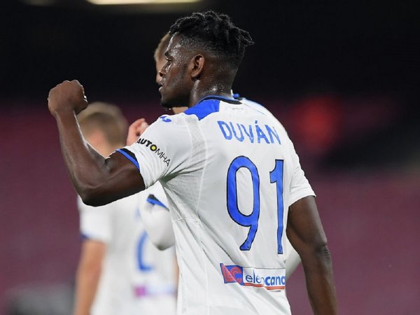 Atalanta vence a Napoli y se coloca en zona de Champions