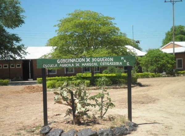HOY / Acusan a administradora de escuela de difundir la "vida sexual" de una alumna