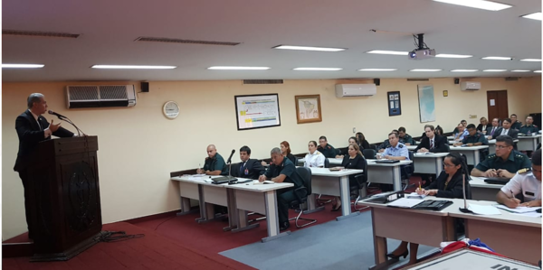 Instituto Castrense brinda conferencia sobre Teoría Económica
