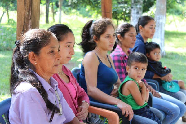 Más mujeres se capacitan para beneficiarse de proyecto en Caaguazú
