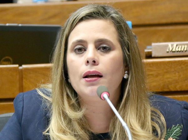 Proyecto de desbloqueo de lista sábana de Payo es inviable, según Kattya González