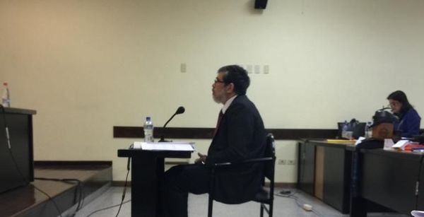 Excontralor Rubén Velázquez defendió su gestión en juicio - Nacionales - ABC Color