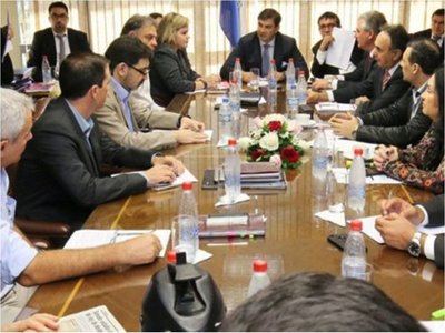 Llamativa movilización de  partidos para terminar con las listas sábana