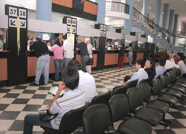 Hacienda mantiene postura de enviar reforma con o sin acuerdo