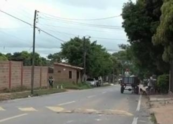 HOY / Muerto por defender a su hijastra de motochorros: cae sospechoso