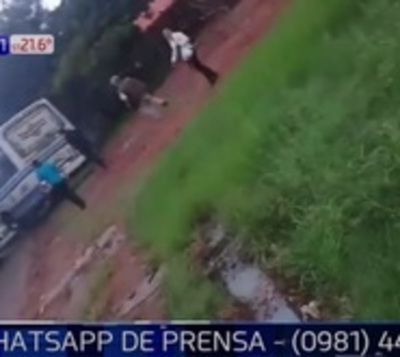Imprudentes al volante: Trifulca entre choferes apeligra a pasajeros - Paraguay.com
