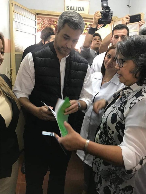 Solicitan a Mario Abdo que atienda a APAMAP y que Itaipú firme convenio