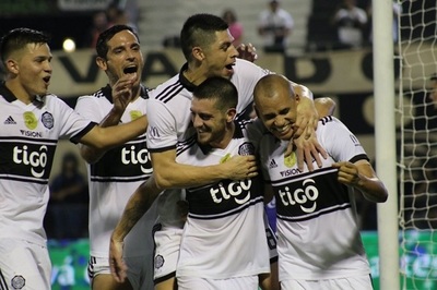 Olimpia juega en Chile para asegurar su pase a octavos