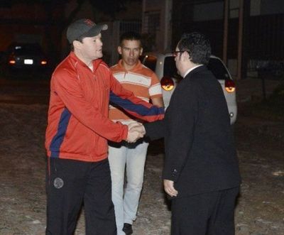 Fiscal que recibió soborno se salva de la prisión - Nacionales - ABC Color