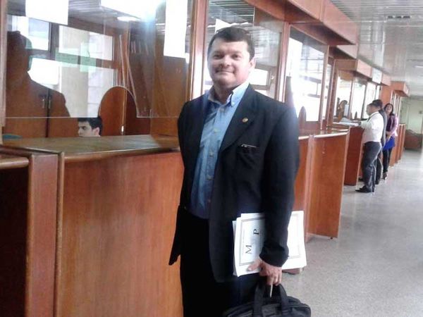 Condenan a ex fiscal por un caso de soborno