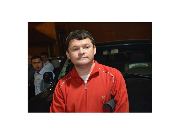 Ex fiscal Villalba irá a juicio por supuesto caso de coima