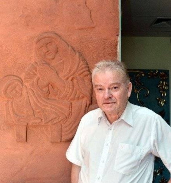 HOY / El sacerdote Aldo Trento fue hospitalizado por cuadro de grastroenteritis, está mejorando