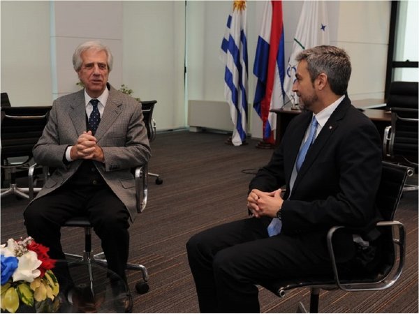 Paraguay espera recibir la visita de Tabaré Vázquez en los próximos meses | Paraguay en Noticias