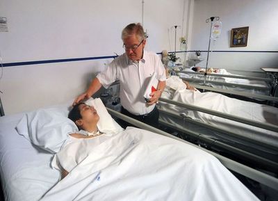 El padre Aldo Trento está estable en UTI del Migone