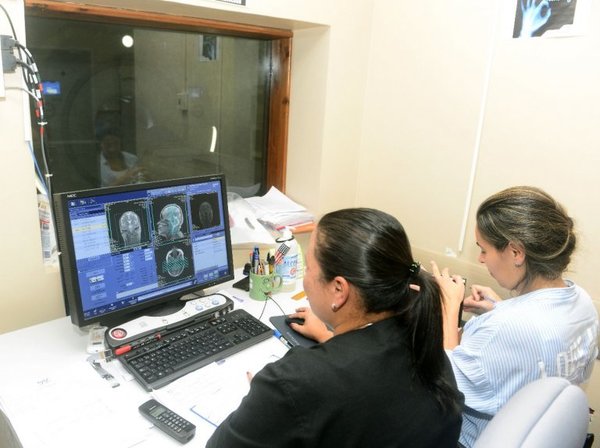 Realizaron estudios gratuitos de alta complejidad para rosarinos - Edicion Impresa - ABC Color
