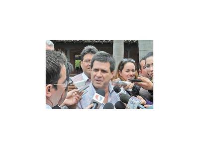 Jueza remite a la Fiscalía el pedido de sanción para Cartes