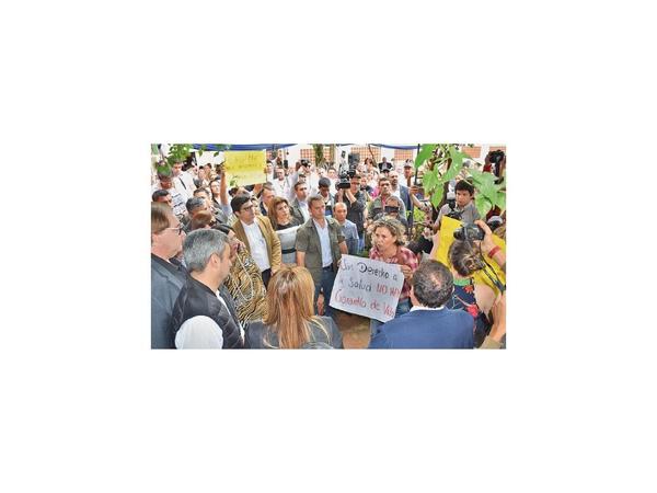 Ratifican reclamos al presidente y lamentan su burla