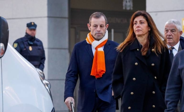 HOY / Expresidente del Barcelona es absuelto en caso de blanqueo de comisiones