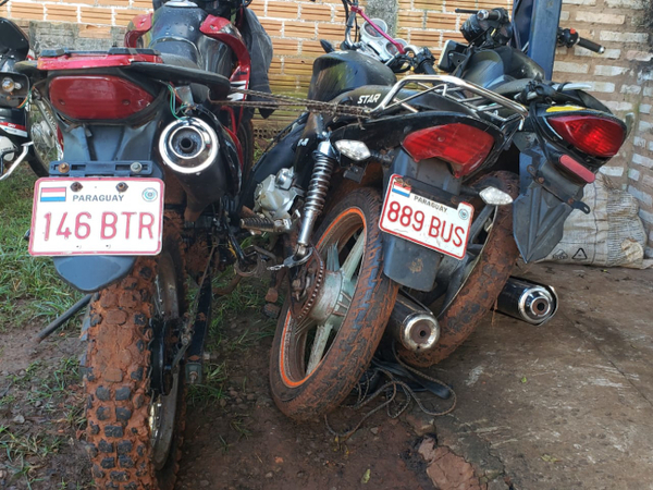 Abigeos abandonan tres motos tras enfrentamiento con la policía | Diario Vanguardia 07
